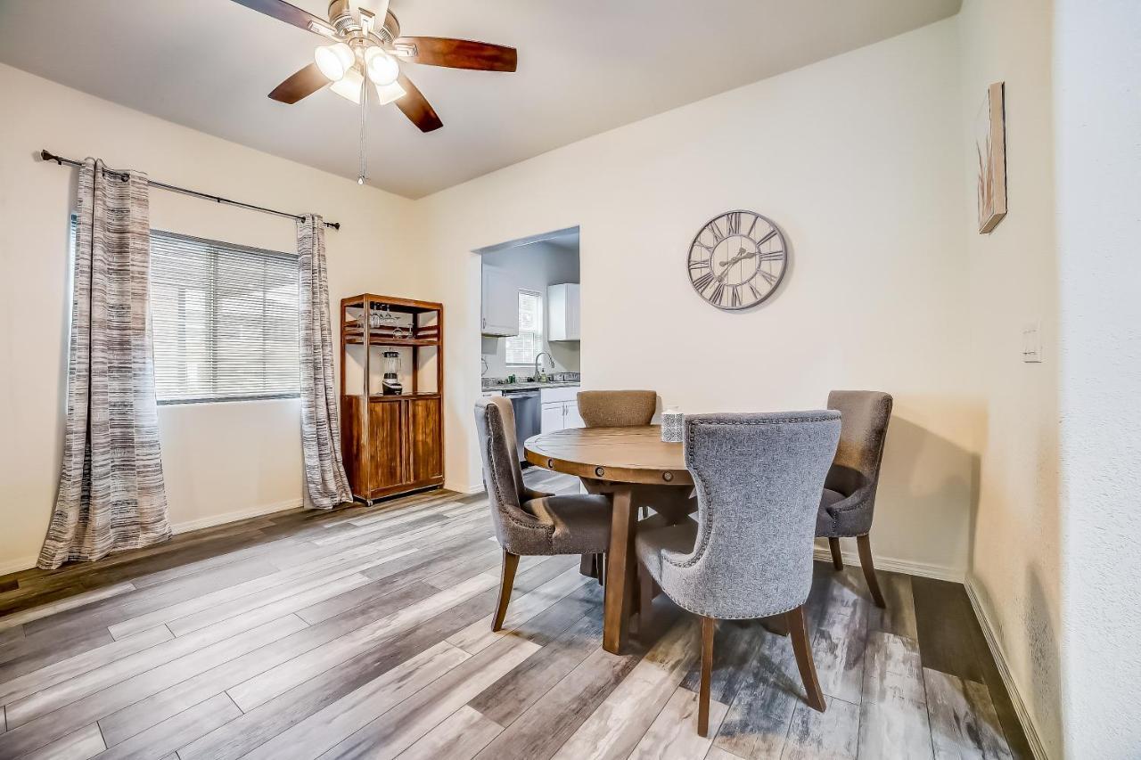 Midtown Modern Farmhouse San Antonio Exterior foto